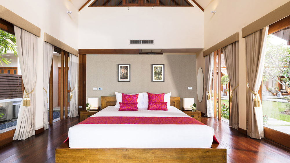 Tawantok Beach Villas - Airy, spacious, and restful guest bedrooms